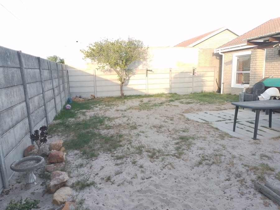 To Let 2 Bedroom Property for Rent in Soneike Western Cape